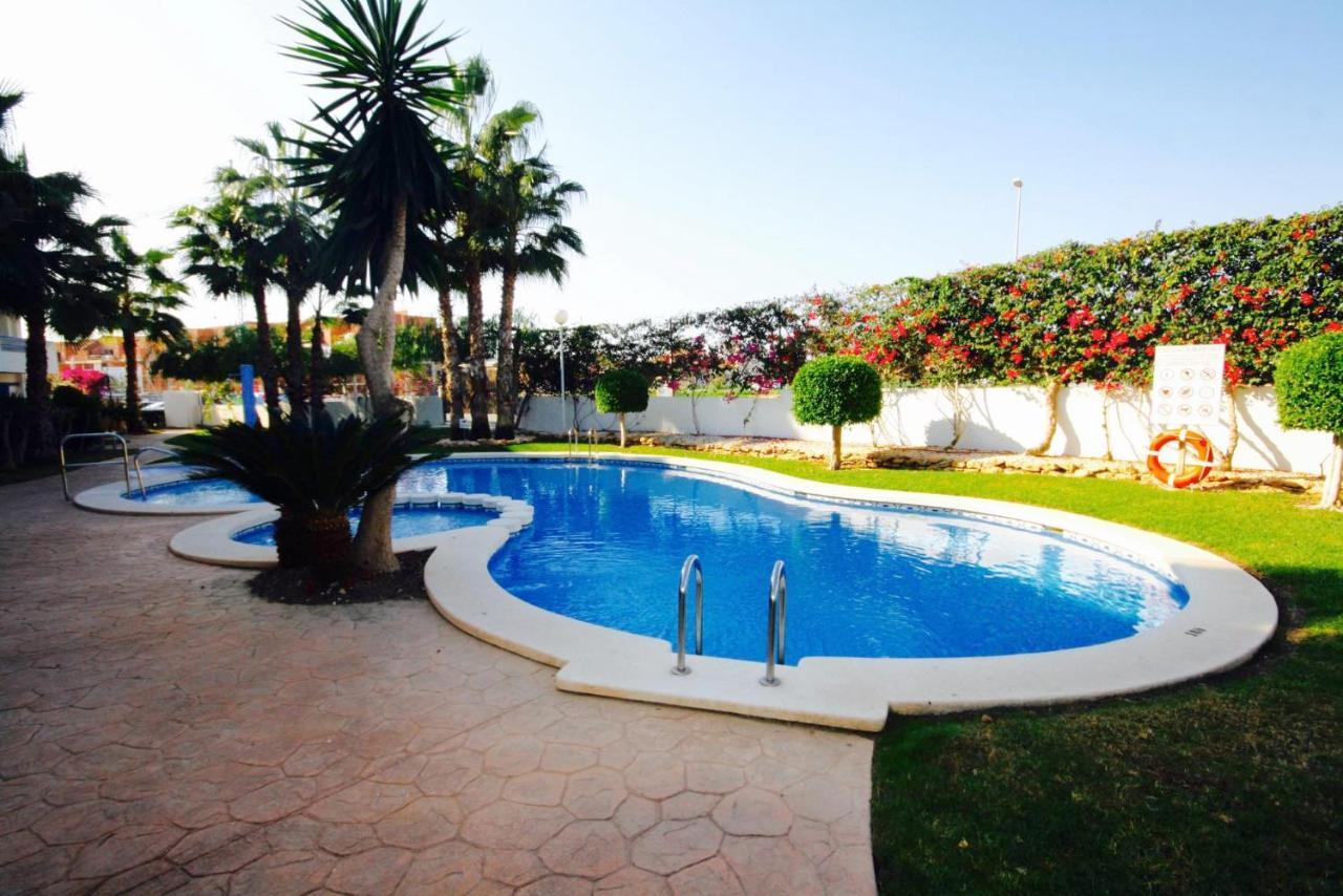 Appartamento South Facing Casa Bonnie Playa Flamenca Esterno foto